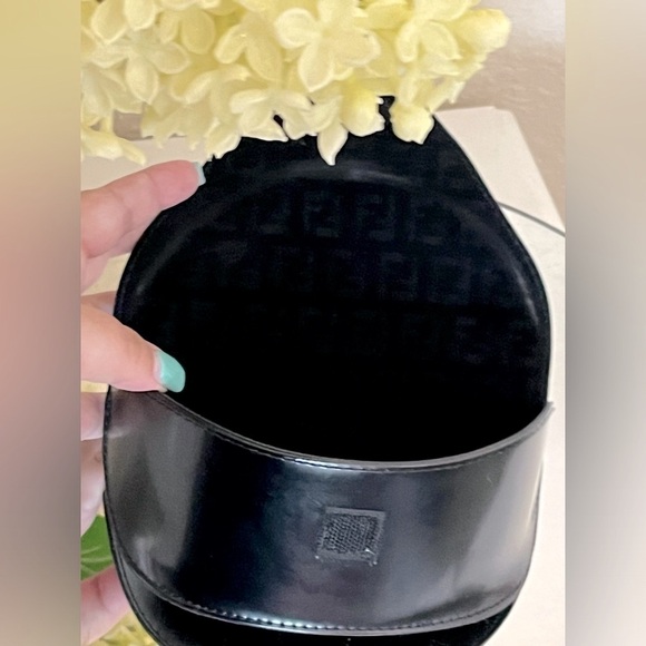Fendi Sunglasses Case, Black, Has Velvet Fendi design inside. - Picture 3 of 13